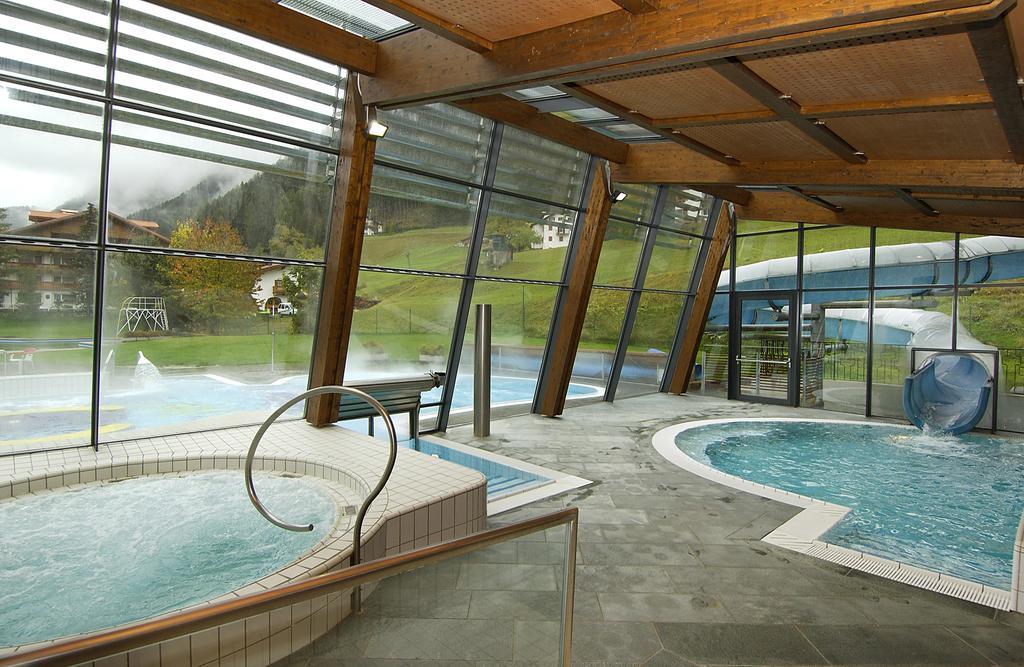 Appartmenthotel Residence Elvis Ortisei Kültér fotó